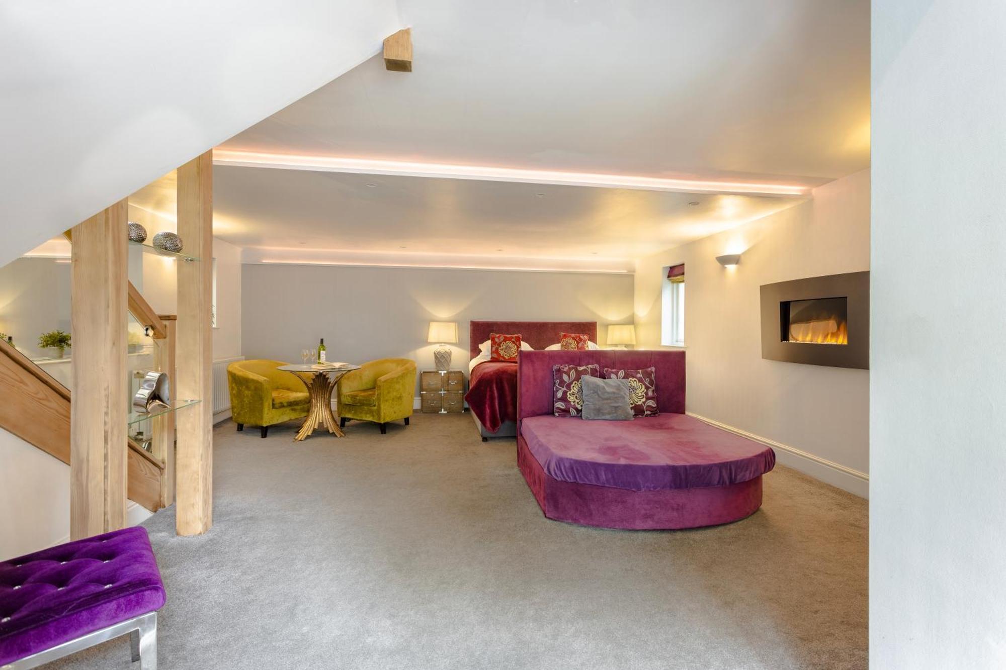 Aphrodites Group - Luxury Hot Tub Suites In Central Lake District! Боунес-он-Уиндермер Экстерьер фото